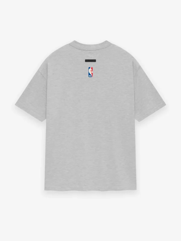 125AL244301 KNICKS ESSENTIALS TEE LIGHT HEATHER 2 900x 1